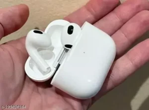 white color ear buds